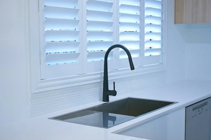 What to Expect When You Get Plantation Shutters Installed on the Suncoast