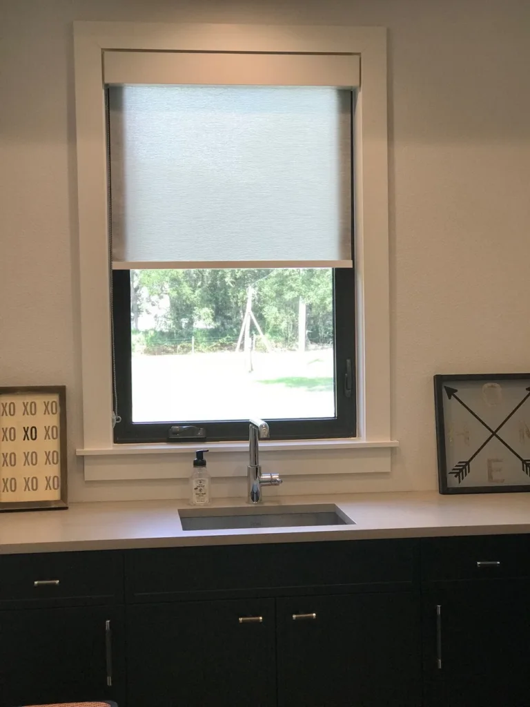 roller-shades-3