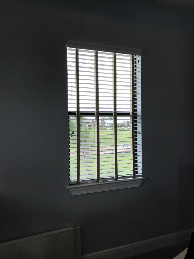 venetian-blinds-faux-wood-and-real-wood-4